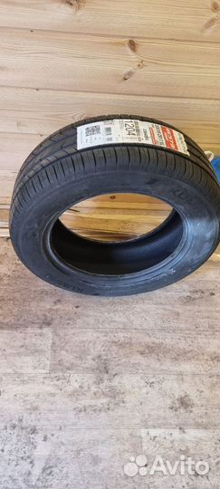 Kumho Ecsta HS52 235/55 R17