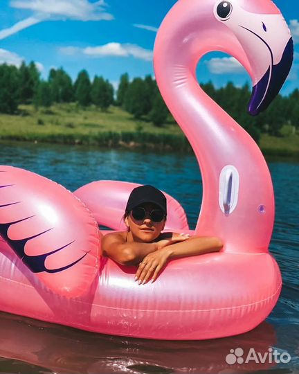 Надувной фламинго