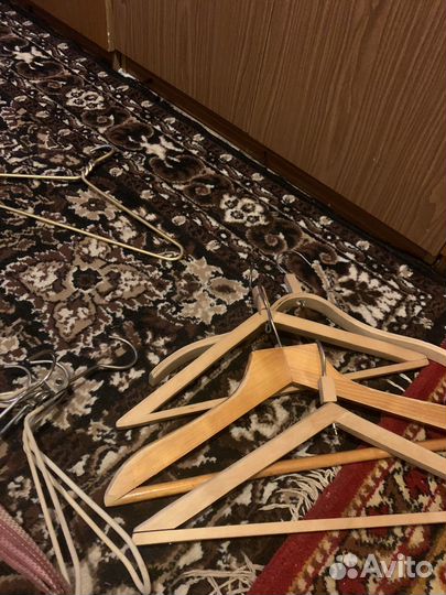 Плечики вешалки