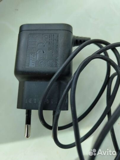 Зарядное устройство для бритв Philips оригинал