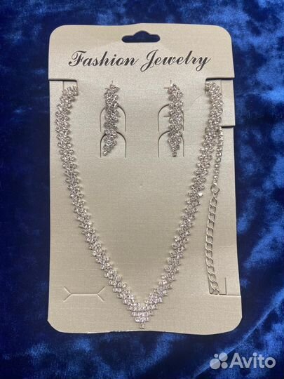 Колье бижутерия