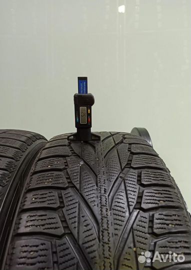 Nokian Tyres Hakkapeliitta R2 235/65 R17