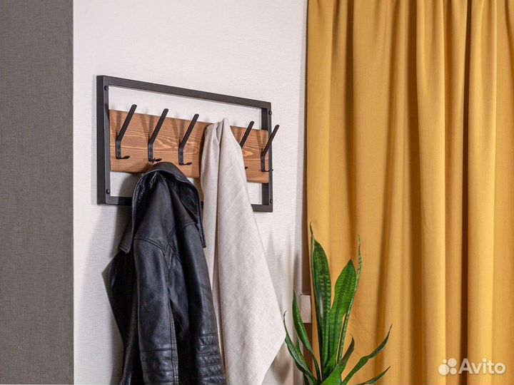 Вешалка настенная