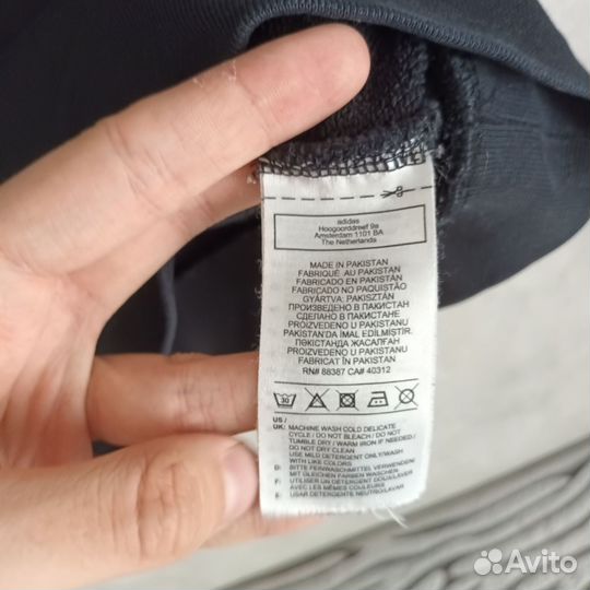 Толстовка adidas