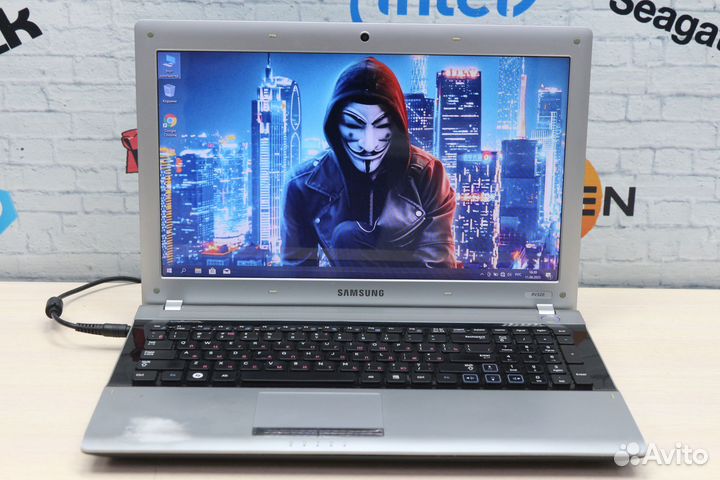 Ноутбук Samsung i3-2310M/ 8Gb/ 240Gb SSD/GT 520M