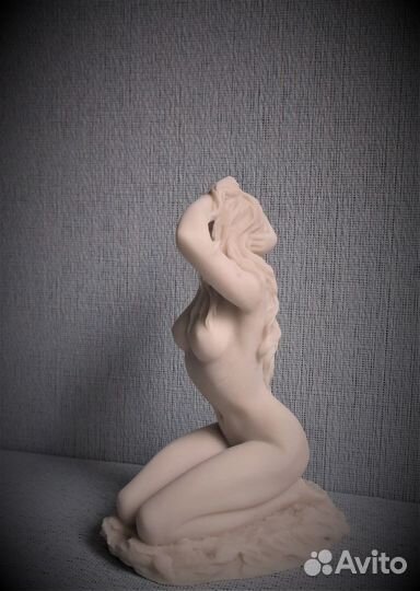 Фигурка Девушка обнаженная статуэтка в интерьер