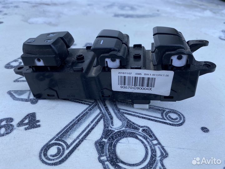 Блок кнопок стеклоподъемников Hyundai Creta