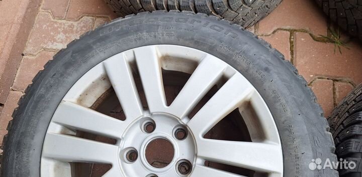 Литые диски r16 5x112 c зимней резиной