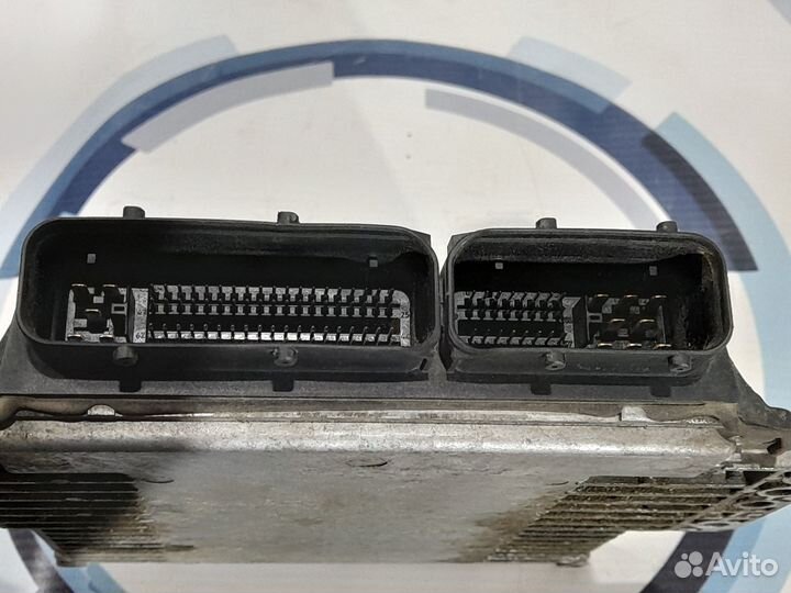 Блок управления двигателем Infiniti QX56 (JA60)