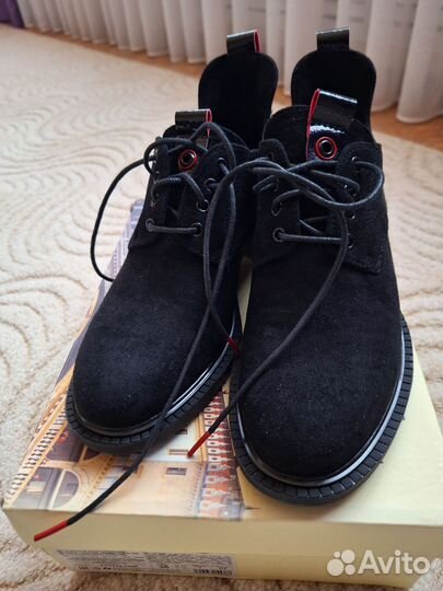 Ботинки женские 38