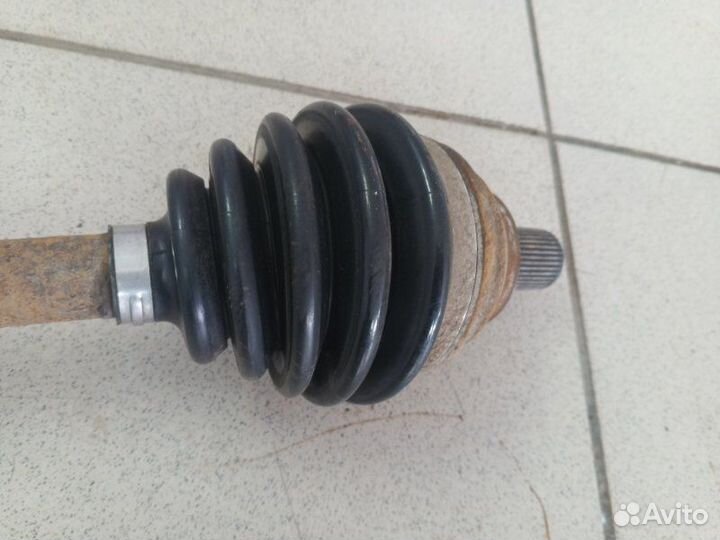 Привод передний левый Skoda Octavia BSE 2008