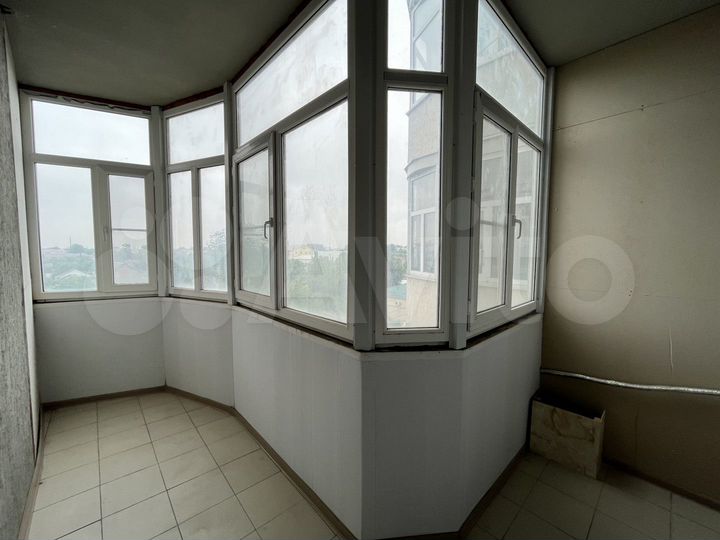 2-к. квартира, 68,6 м², 4/10 эт.