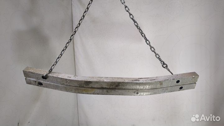 Усилитель бампера Nissan Leaf, 2016