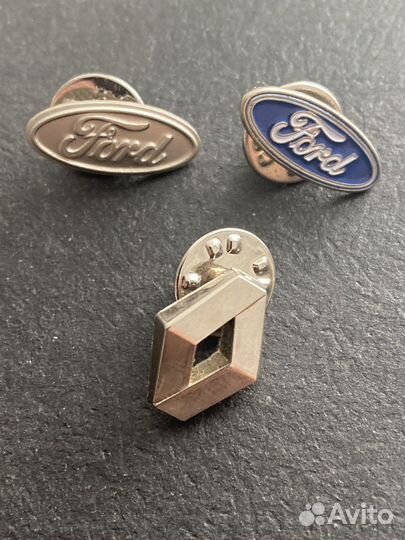 Значок Ford и Renault