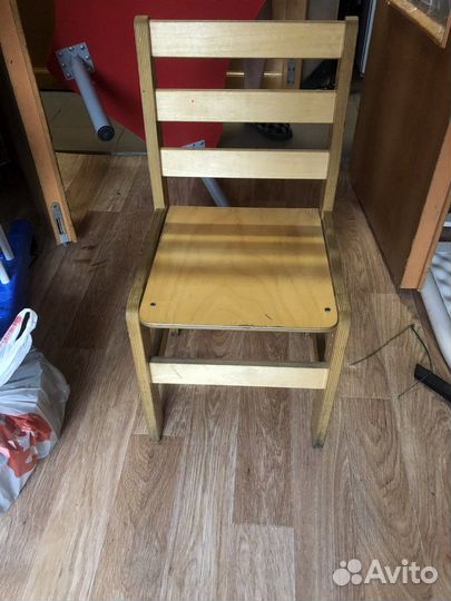 Детский стол со стулом