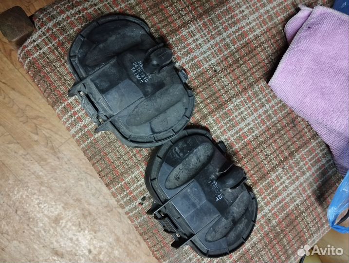 Крышки противотуманных фар 210 Мерседес