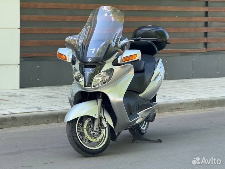 Suzuki burgman skywave 650