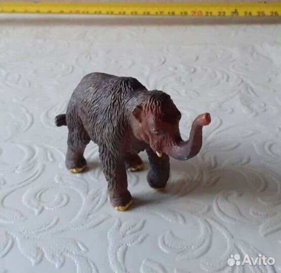 Фигурки животных пакетом