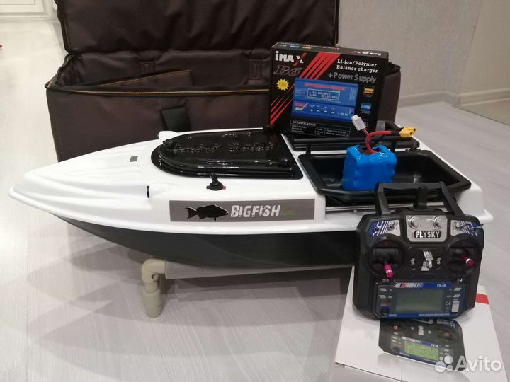 Прикормочный кораблик с GPS (автопилотом)