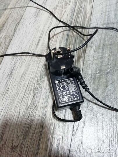 Адаптер - зарядка - блок питания