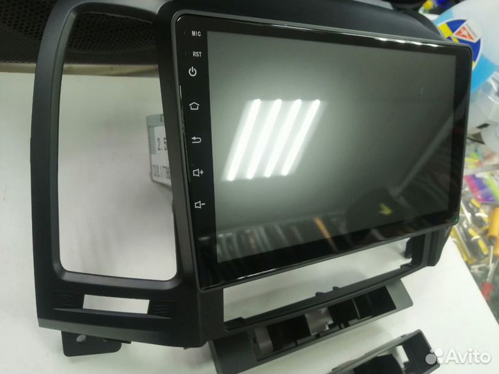 Магнитола на Hyundai Santa Fe 2008-2012гг