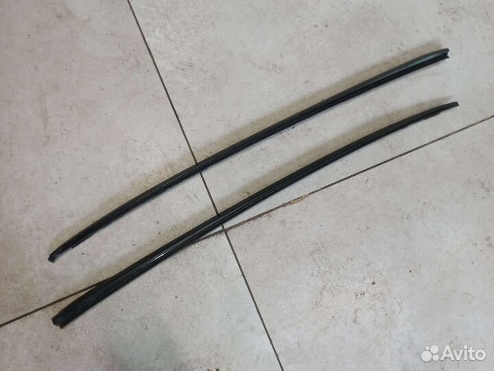 Молдинг лобового стекла правый левый Lexus Nx