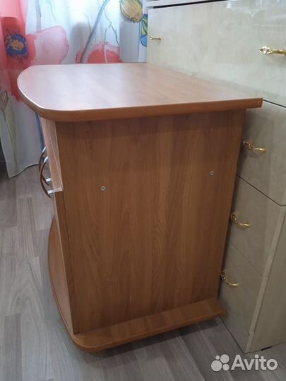 Тумба под телевизор бу