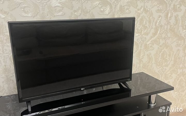 Телевизор lg SMART tv 32