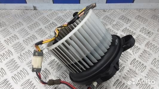 Моторчик печки hyundai I30 FD (5AR06KK01)