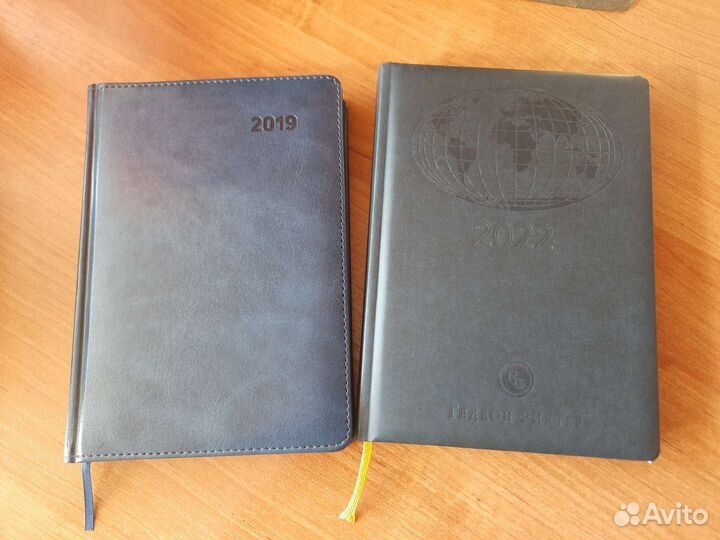 Блокноты ежедневники
