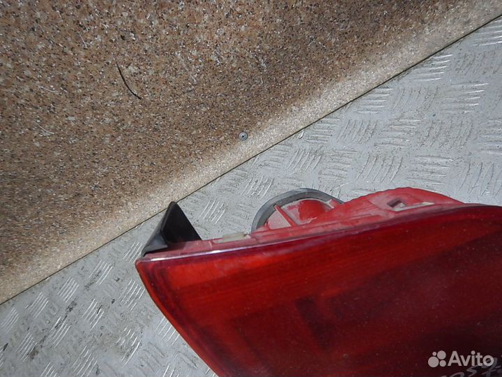 Фонарь задний внутренний левый, Volkswagen (Фолькс