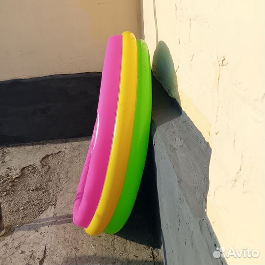 Детский бассейн