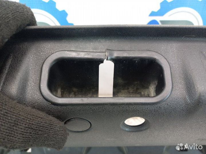 Обшивка задней панели Renault Megane 2 1.4 K4JD730