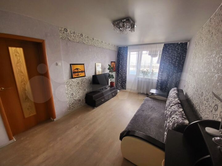 2-к. квартира, 49 м², 9/9 эт.