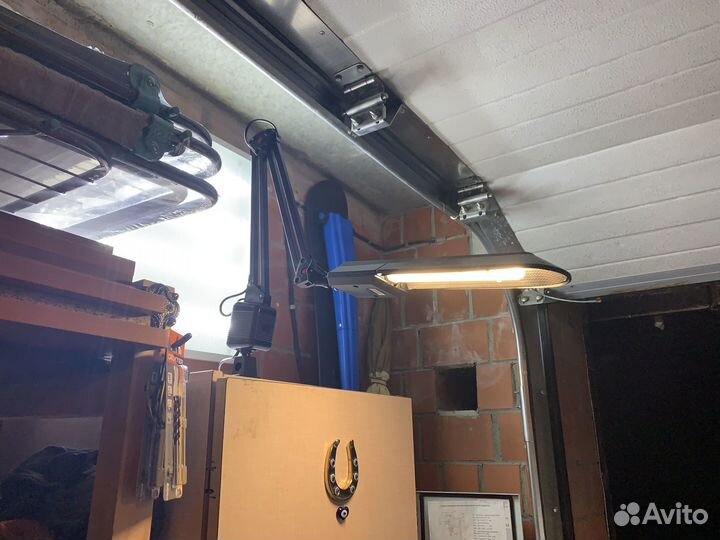 Лампа настольная светодиодная с регулировкой