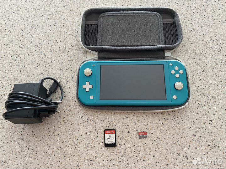 Nintendo switch lite (бирюзовая)