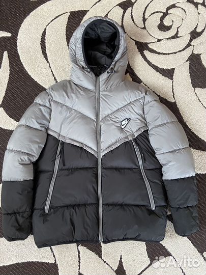 Пуховик nike windrunner