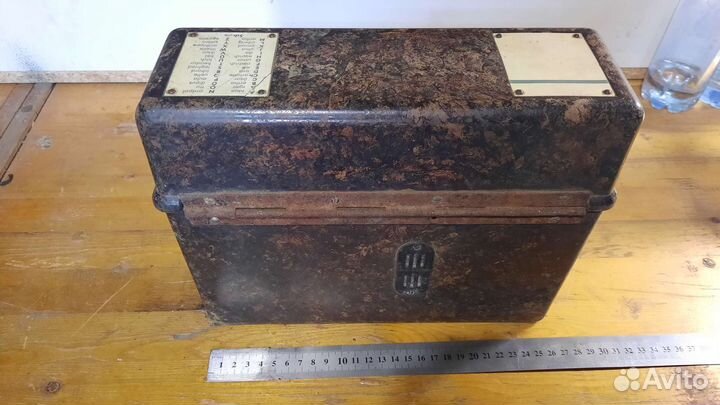 Старинный телефон