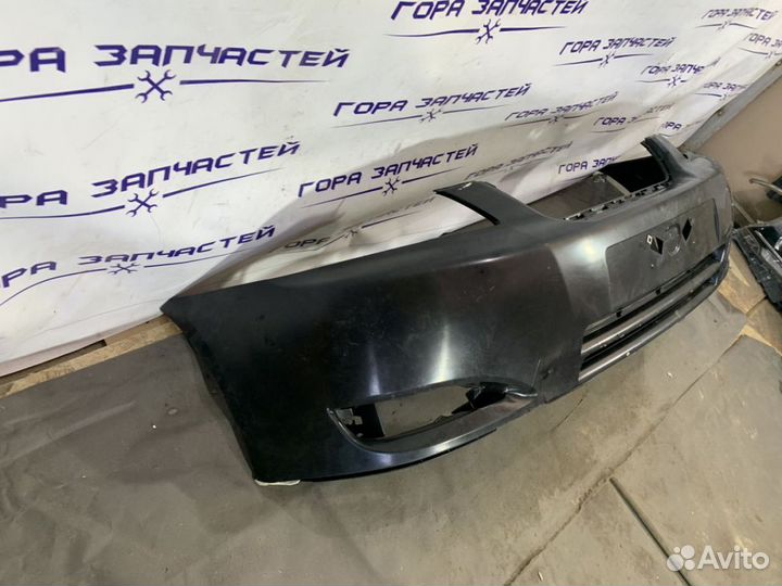 Бампер передний Toyota Corolla Hatchback