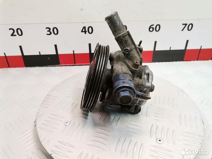 Насос гидроусилителя руля Mazda 323 BA 1995