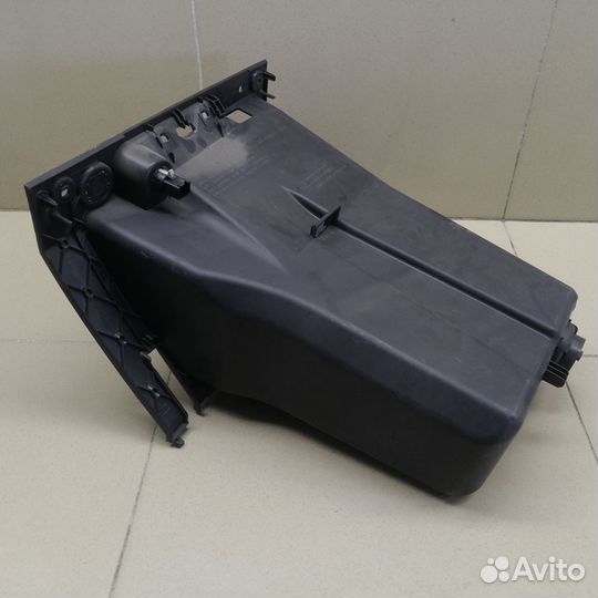 Бардачок Focus II 2008-2011