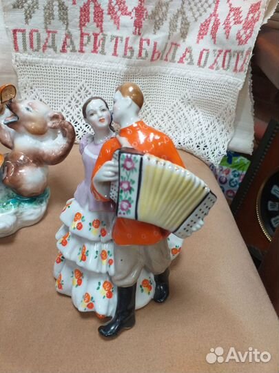 Статуэтки Уральская кадриль Д.З. Мишки лфз