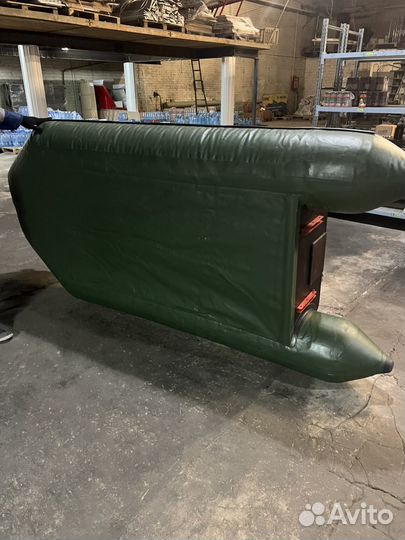 Лодка Аква 2800