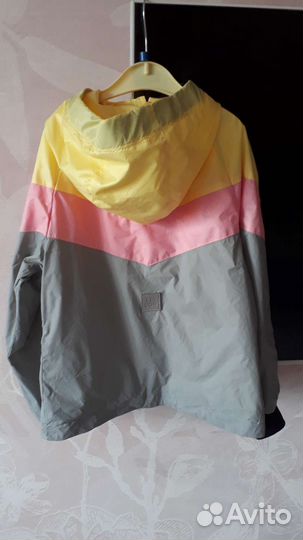 Ветровка для девочки Еmson, 122р