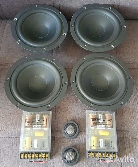Динамики акустика компоненты колонки