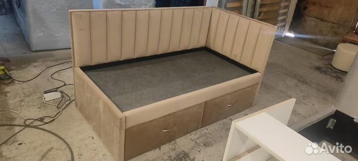 Детская кровать мягкая