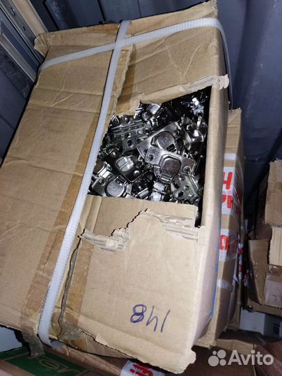 Петли, навесы, направляющие