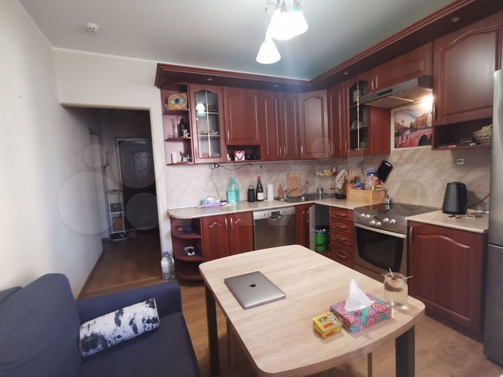 1-к. квартира, 42 м², 13/25 эт.