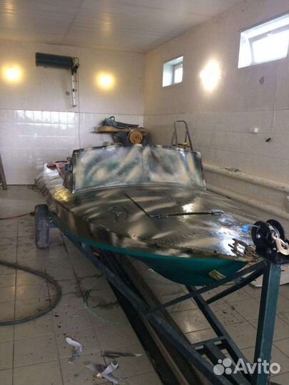 Моторная лодка