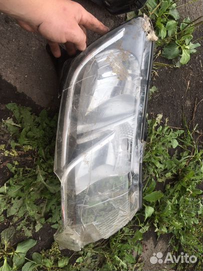 Фара renault sandero
